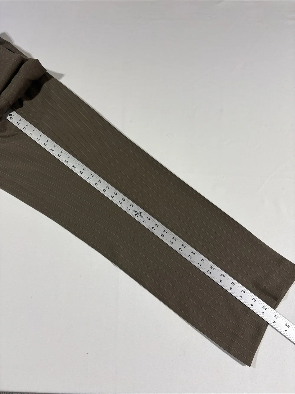Stafford Super Brown Pinstripe Men's Two-Piece Suit 48L pants 38x32